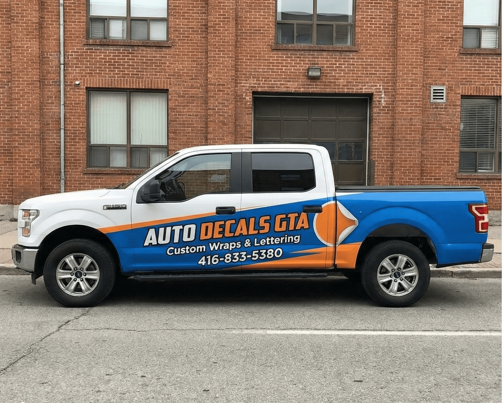 Example of branded work van with Auto Decals GTA graphics